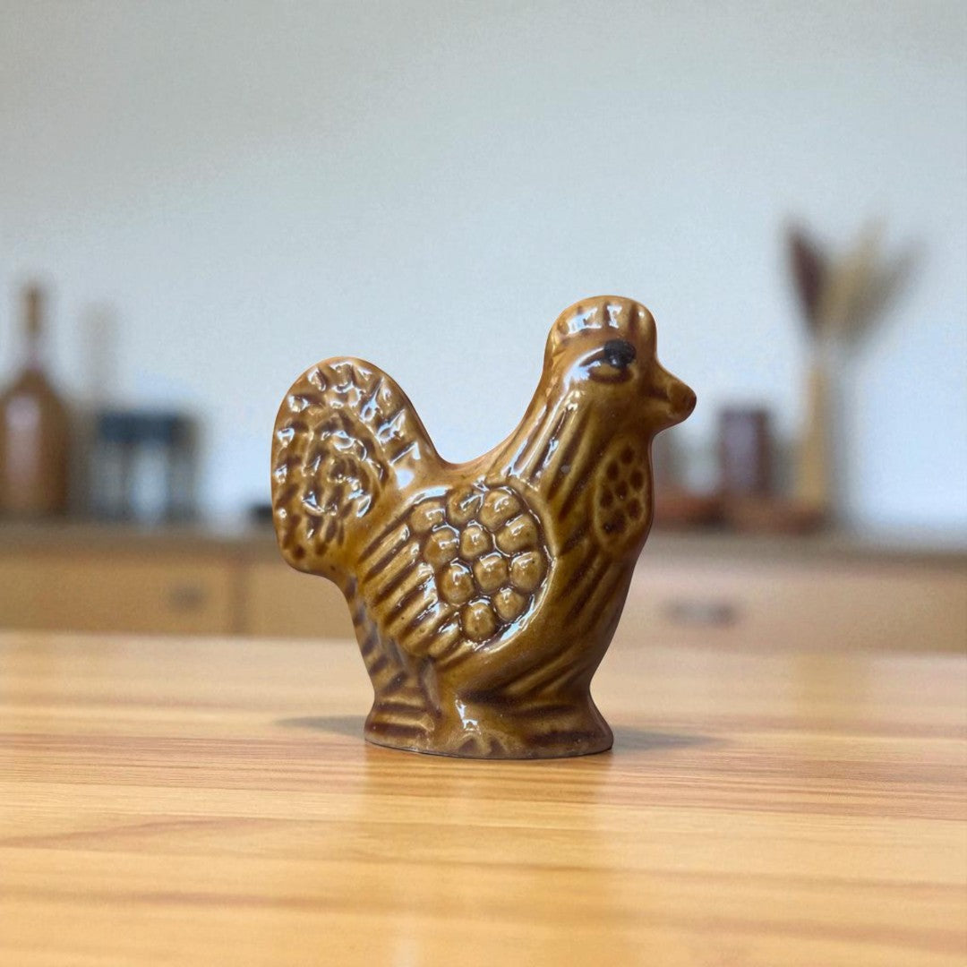 Hen Miniatures (M-192)