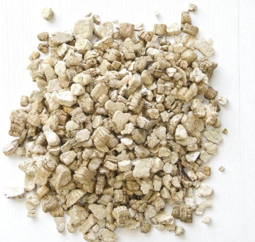 Vermiculite (10-15 gm)