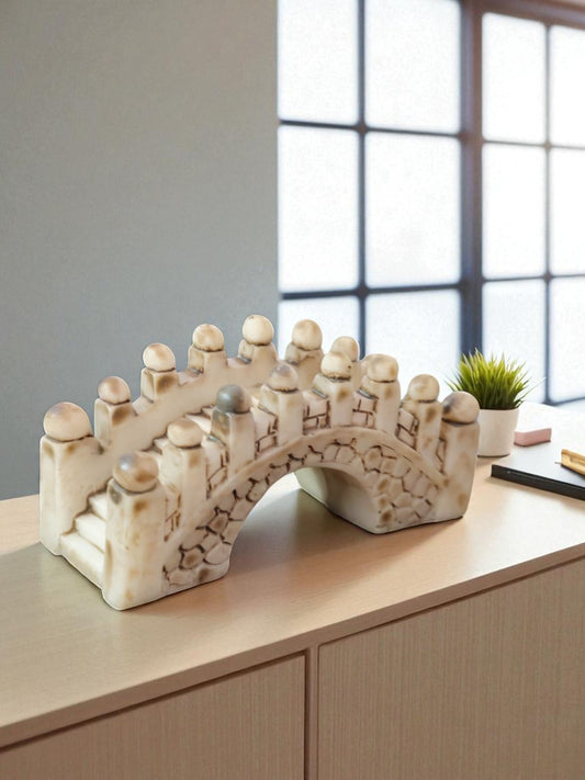 Long Bridge Statue Miniature (M-247)