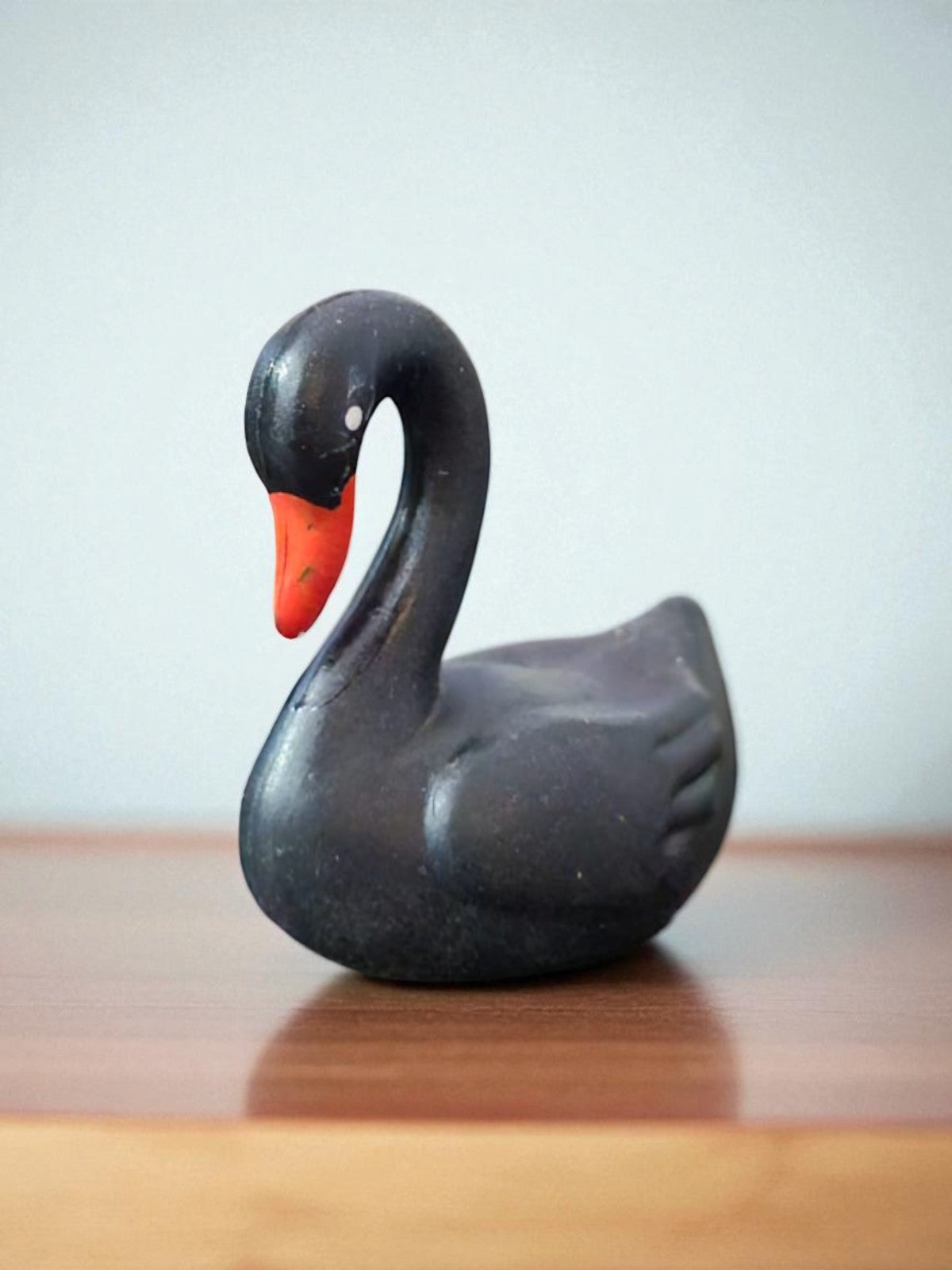 Black and White Swan Miniature (M-121)