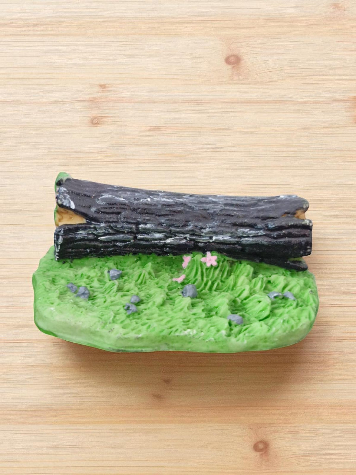 Wood Log Miniature (M-220)