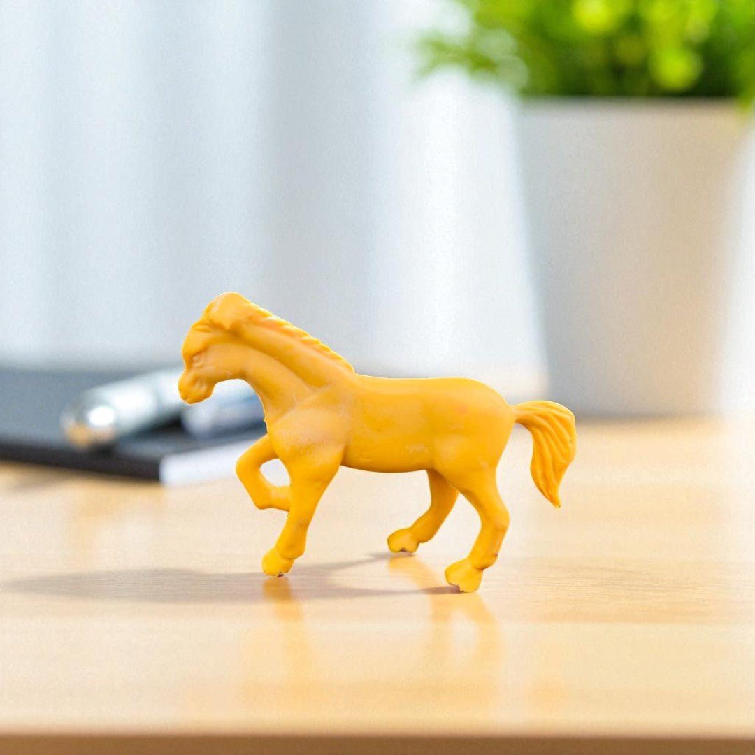 Horse Miniature (M-174)