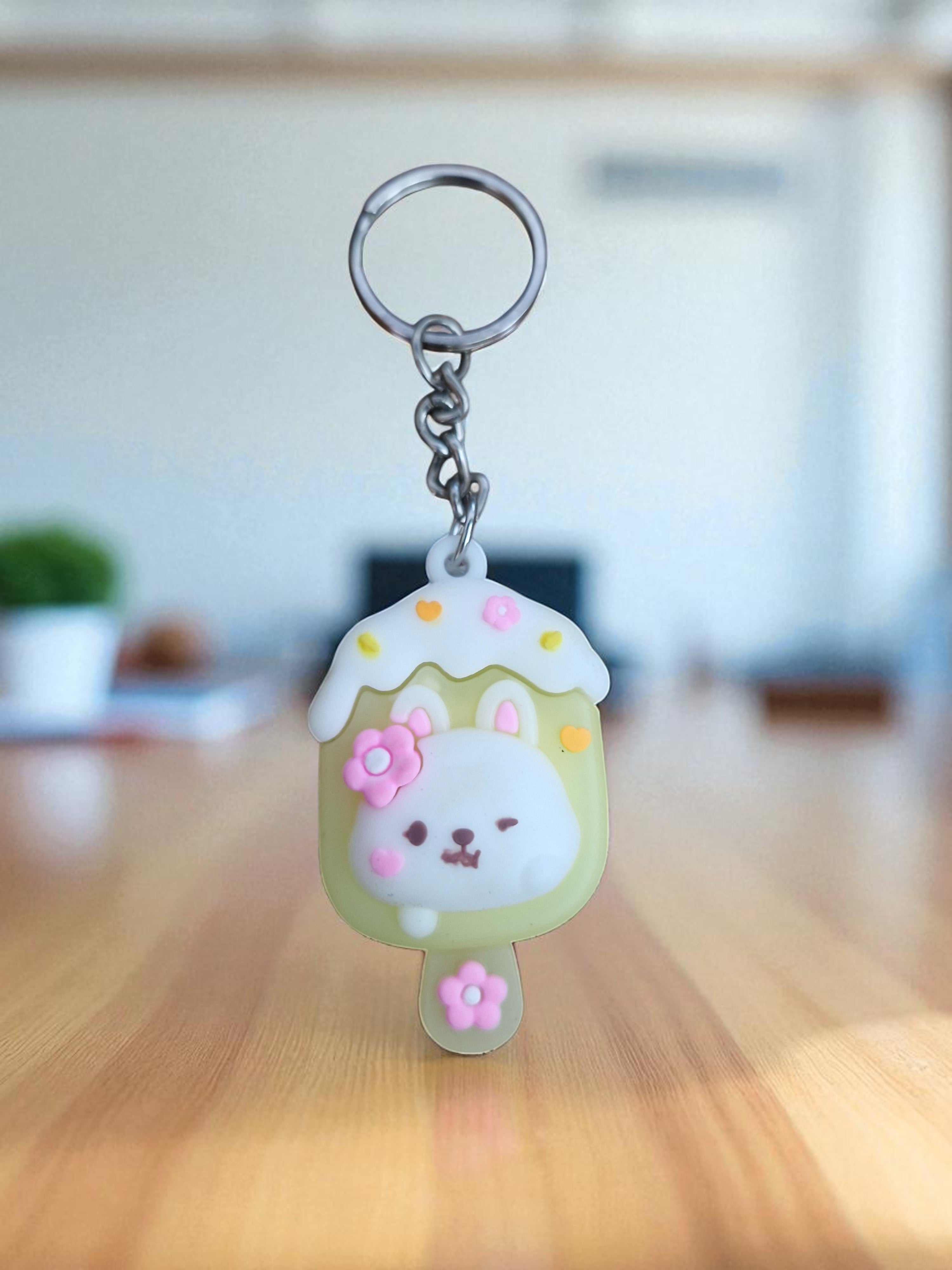 Cute Bear Resin Keychain (K-136)