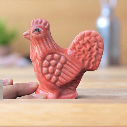 Hen miniature