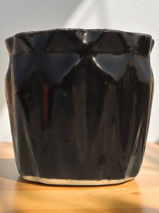 Black Flower Cup Pot