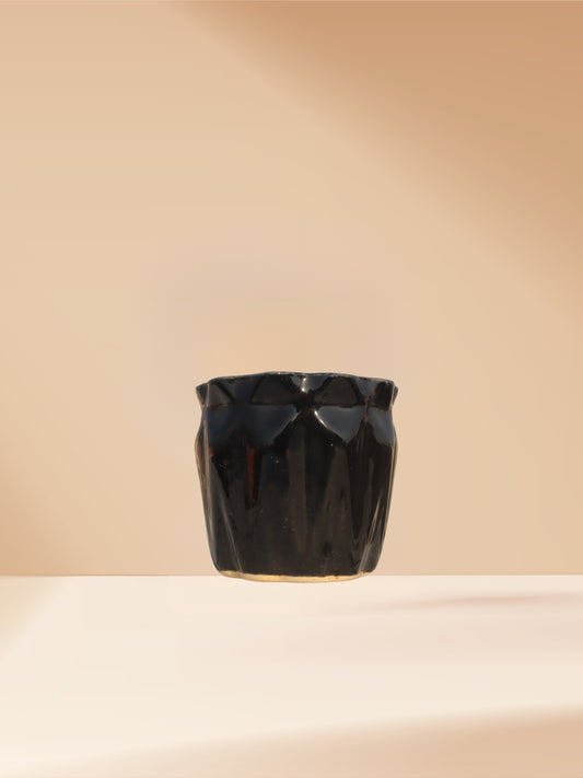 Black Flower Cup Pot