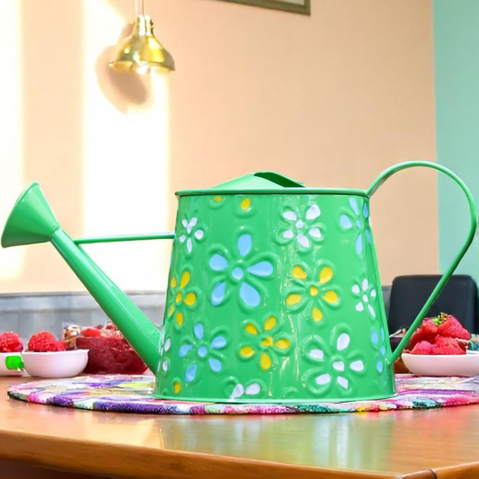 Green Metal Watering Can 1079 C