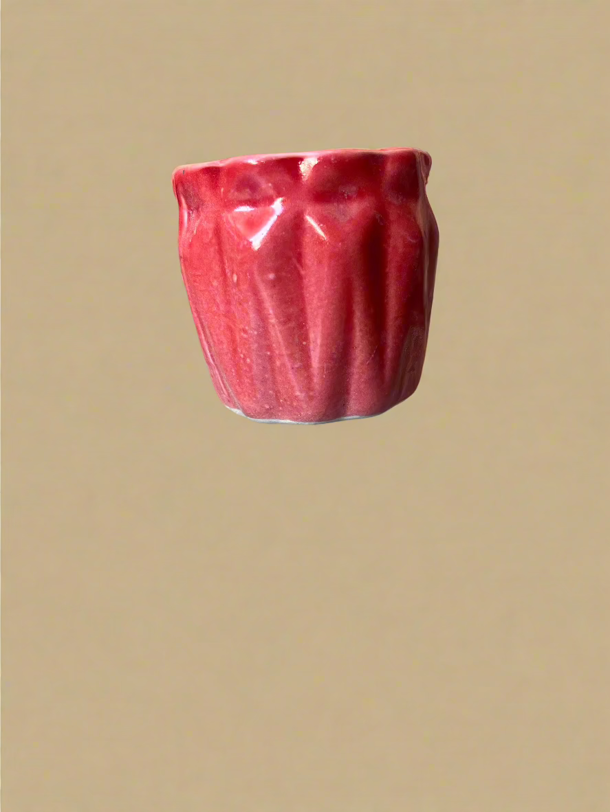 Red flower cup pot