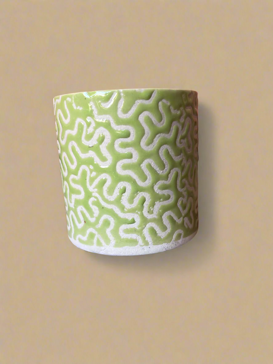 Green shed cup pot