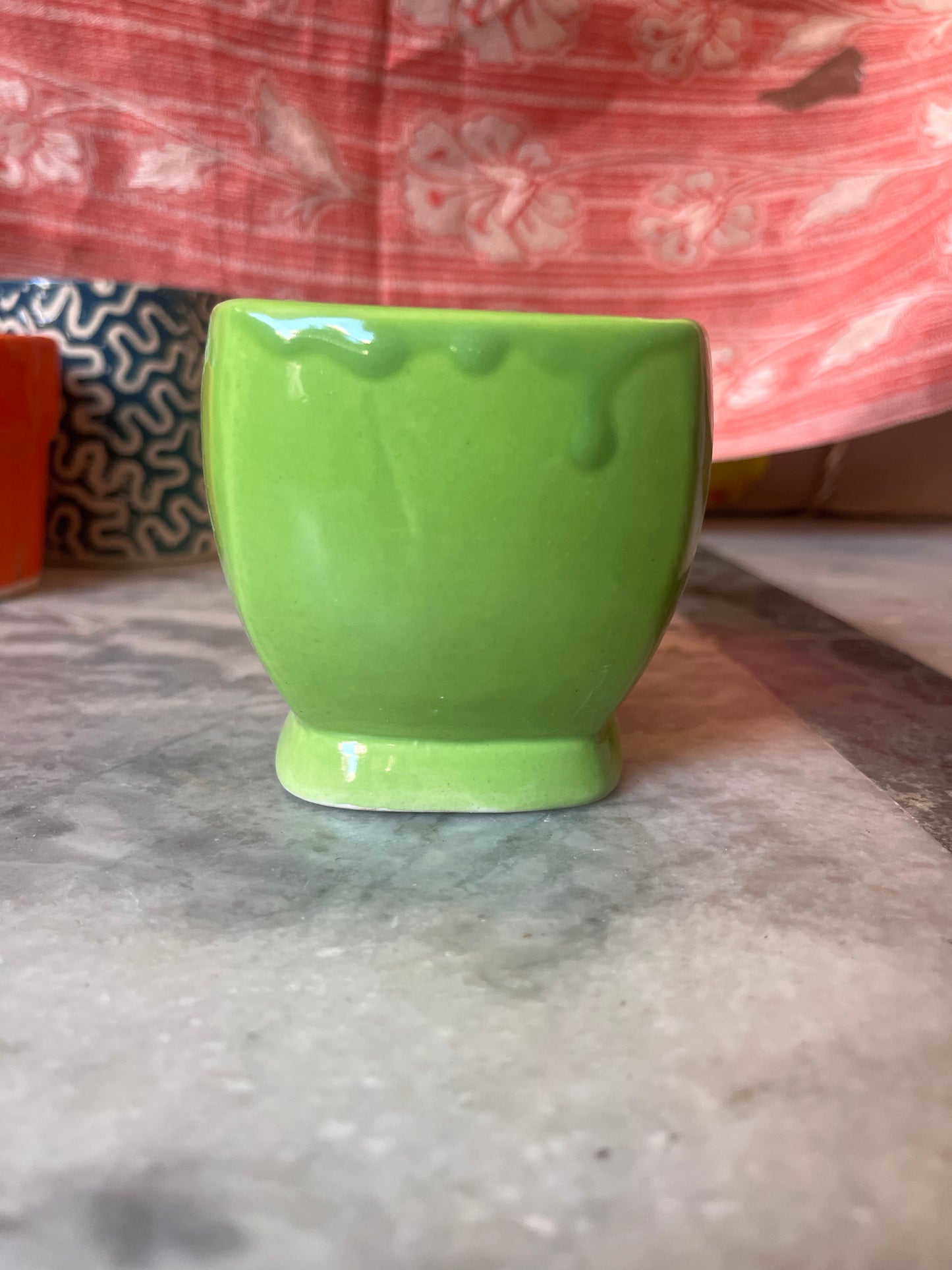 Green cup pot