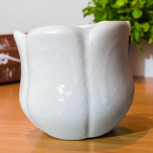 White Flower Cup Pot