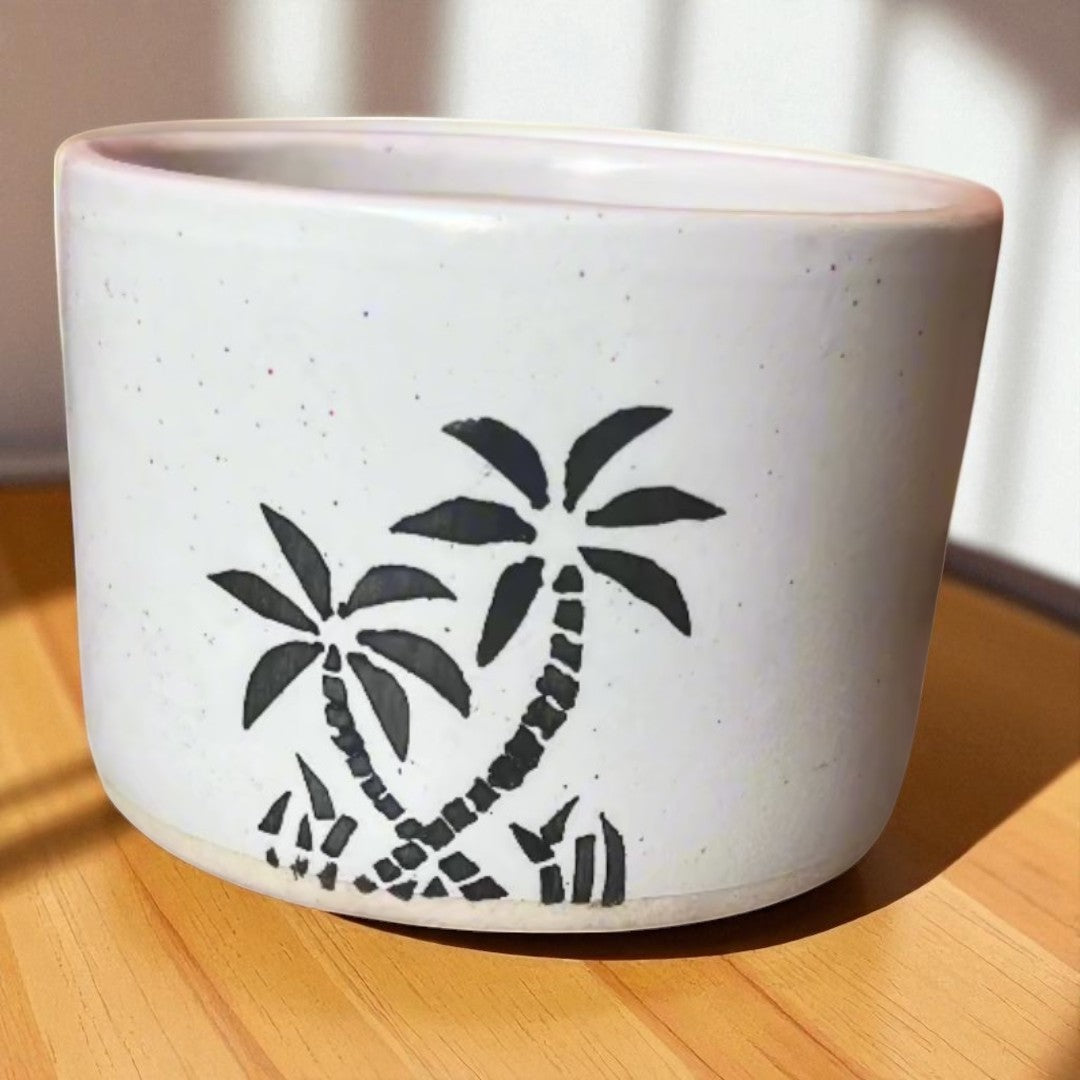 White leave cup pot