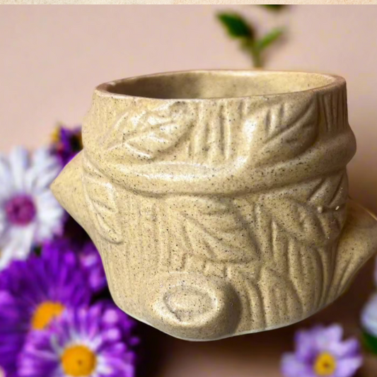 Wooden leaf  pot