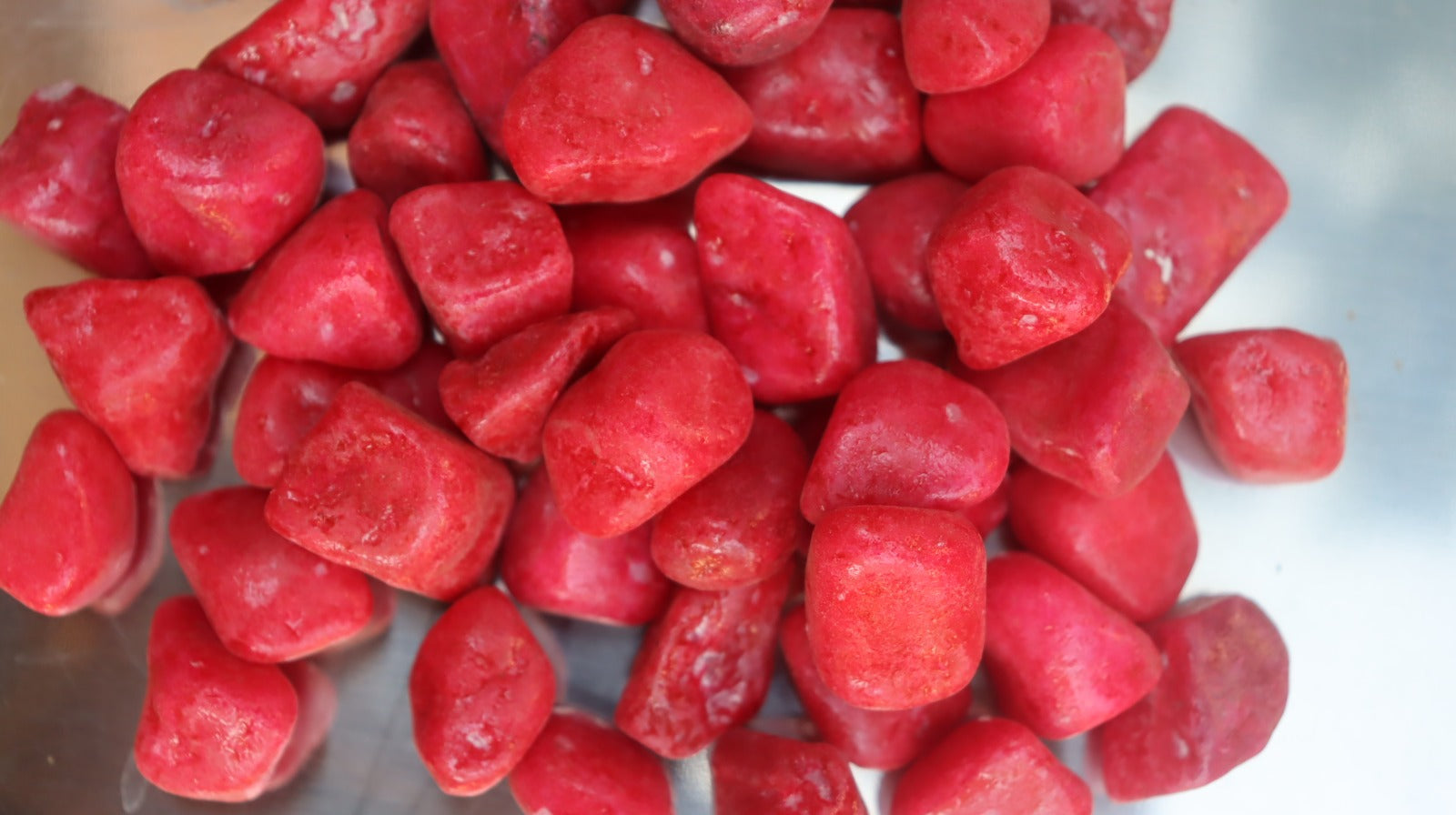 Red Decorative Pebbles 1 Kg