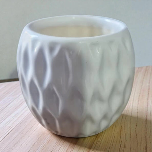 Small Diamond Circle White Pot (3 inch)