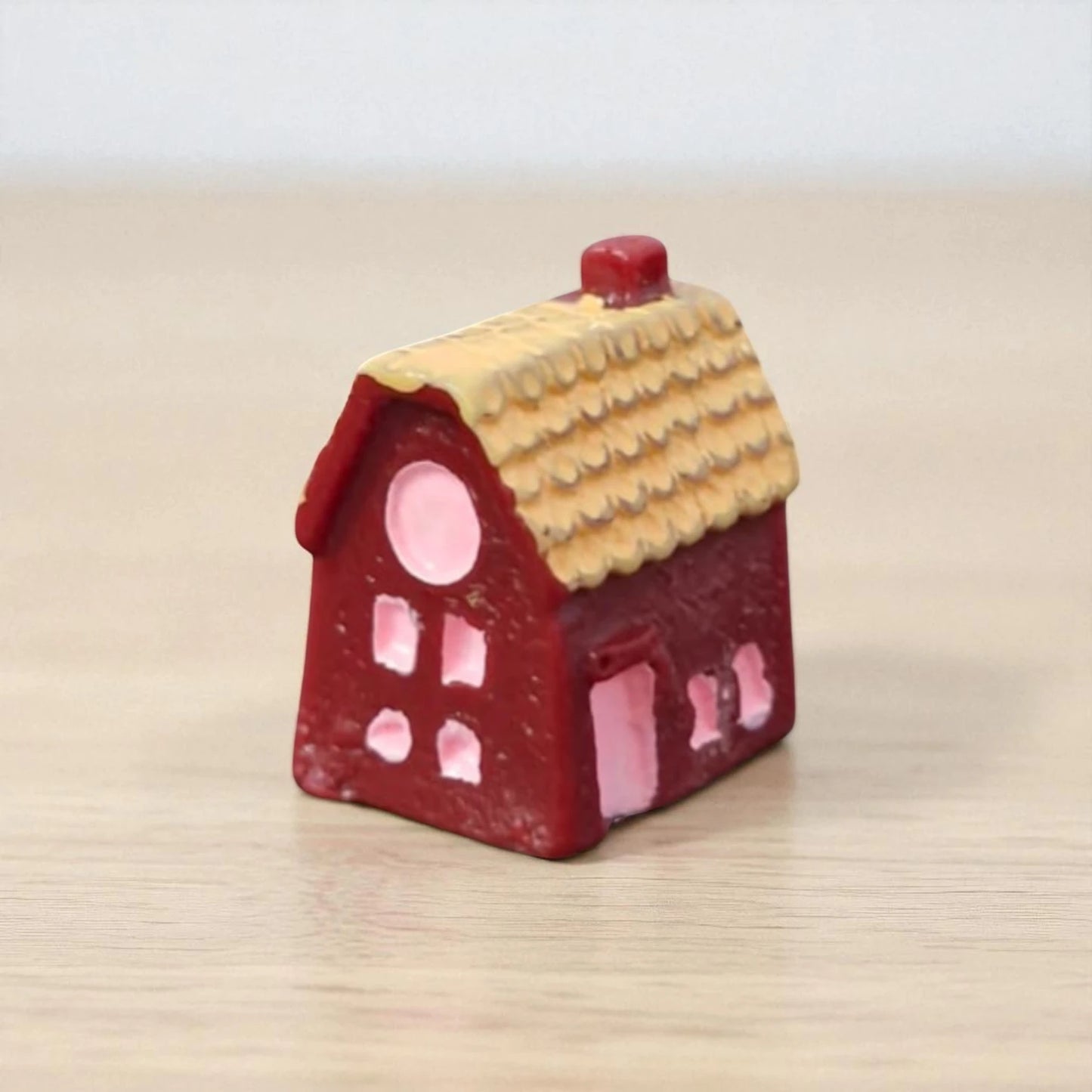 COLOURED HOUSE MINIATURE (M-108)