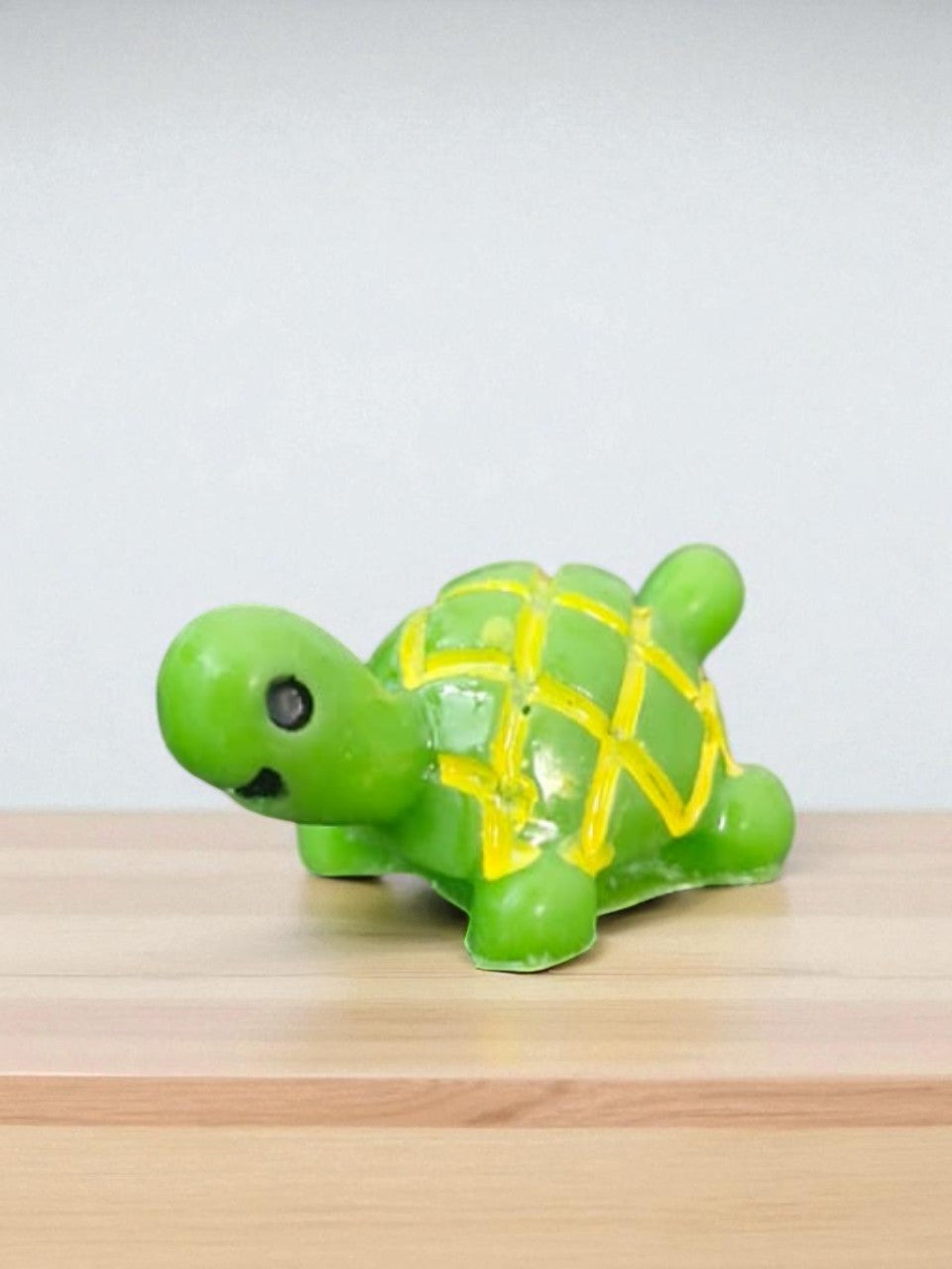 Green Small Turtle Miniature (M-126)