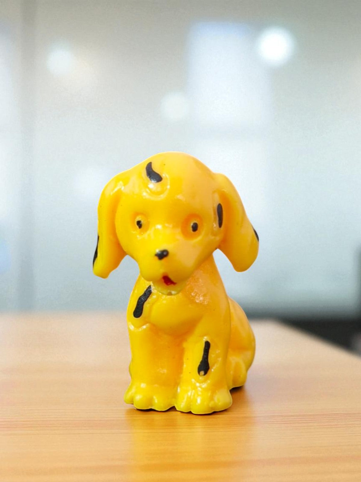Yellow Dog Miniature (M-140)