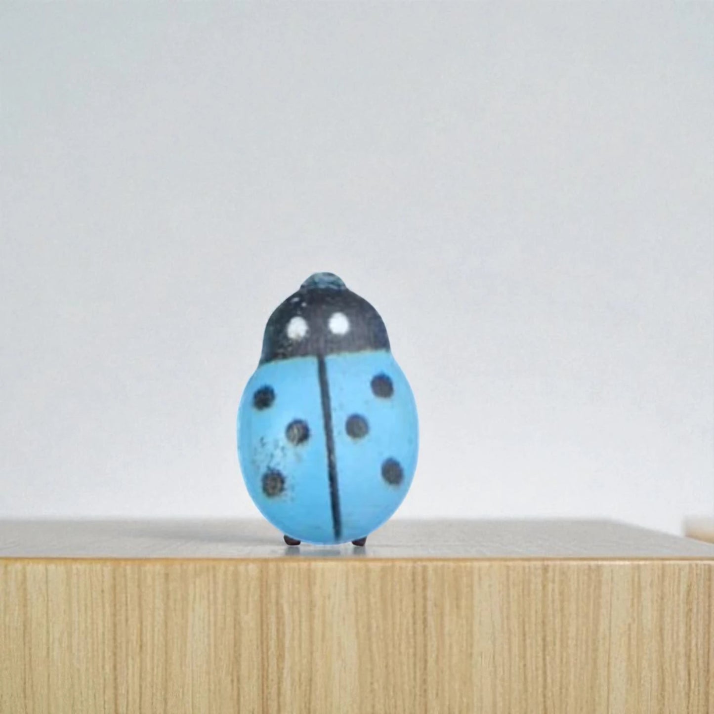 LADY BUGS MINIATURE (M-101)