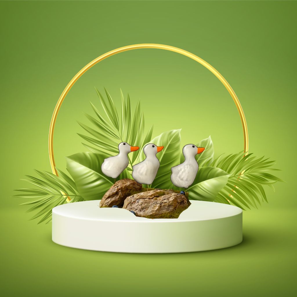 White Pin Duck Miniature (M-165)