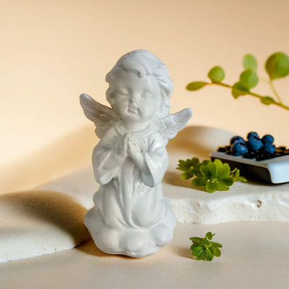 Praying Baby White Miniature (M-260)