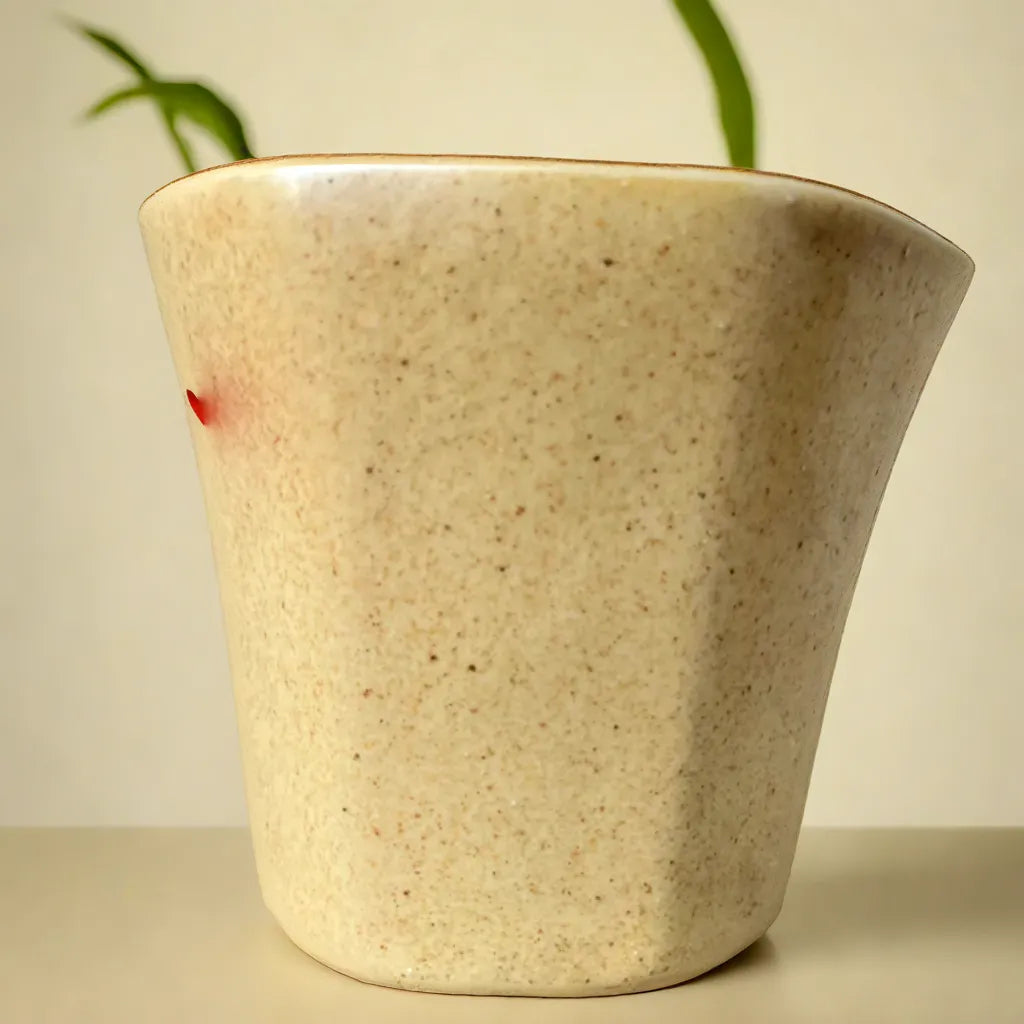 Beige ceramic pot