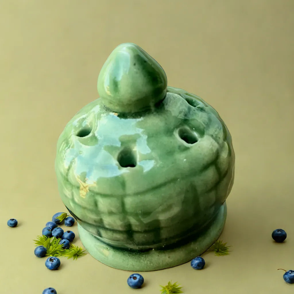 Green house ceramic miniature