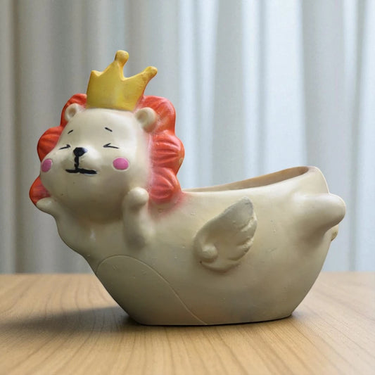 Cute Flying Lion Resin pot