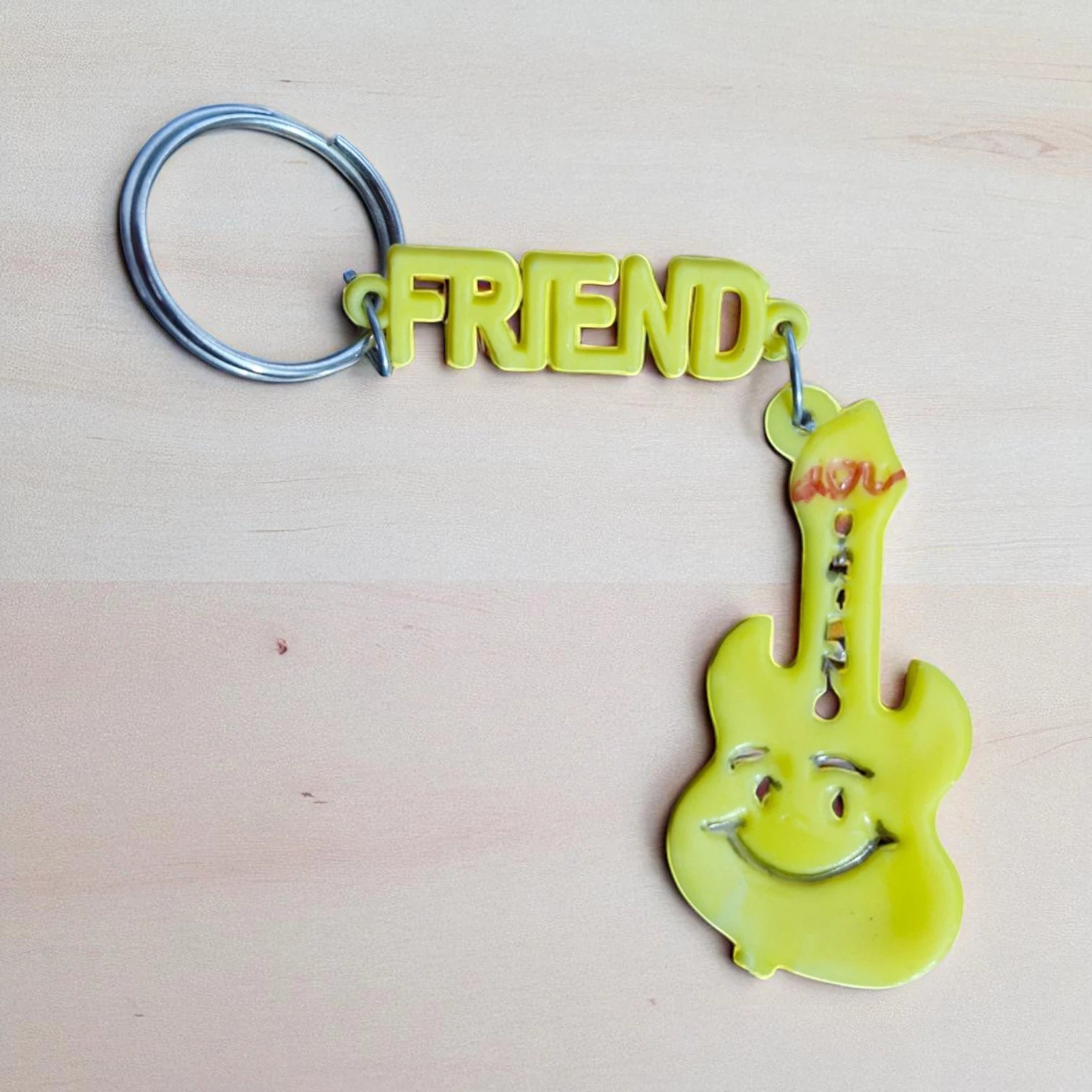 Guitar Keychain (K-126)
