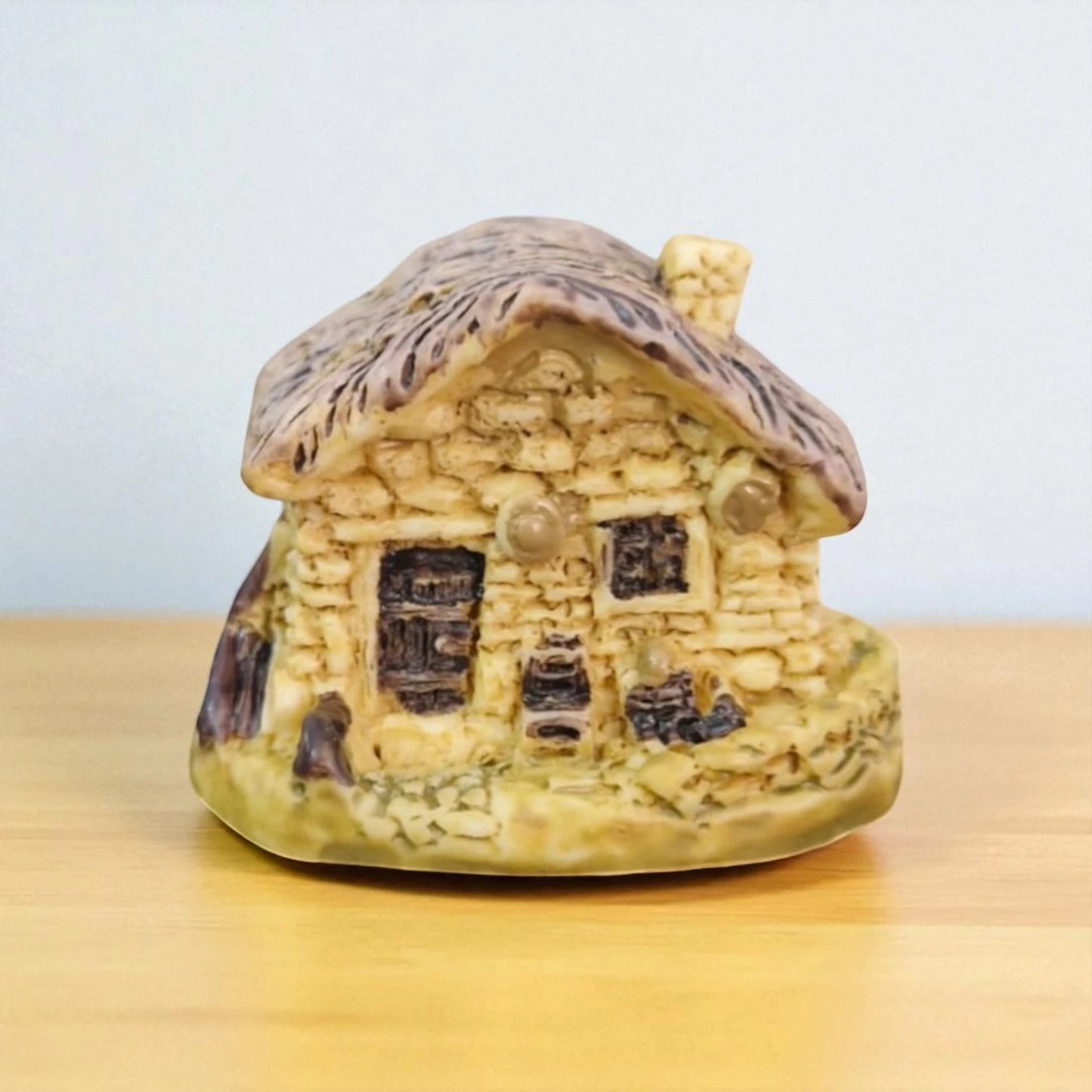 HOUSE MINIATURE (M-272)