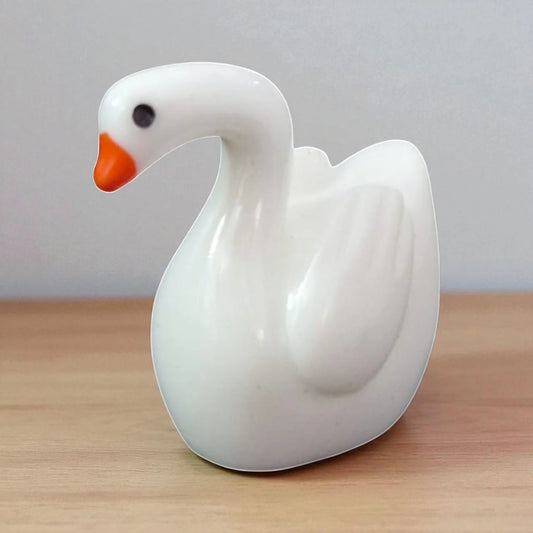 Swan White Miniature (M-302)