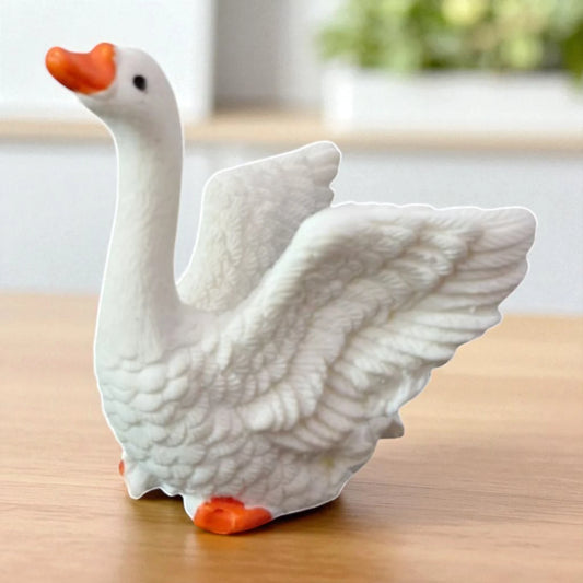 Swan Big Neck Miniature (M-301)