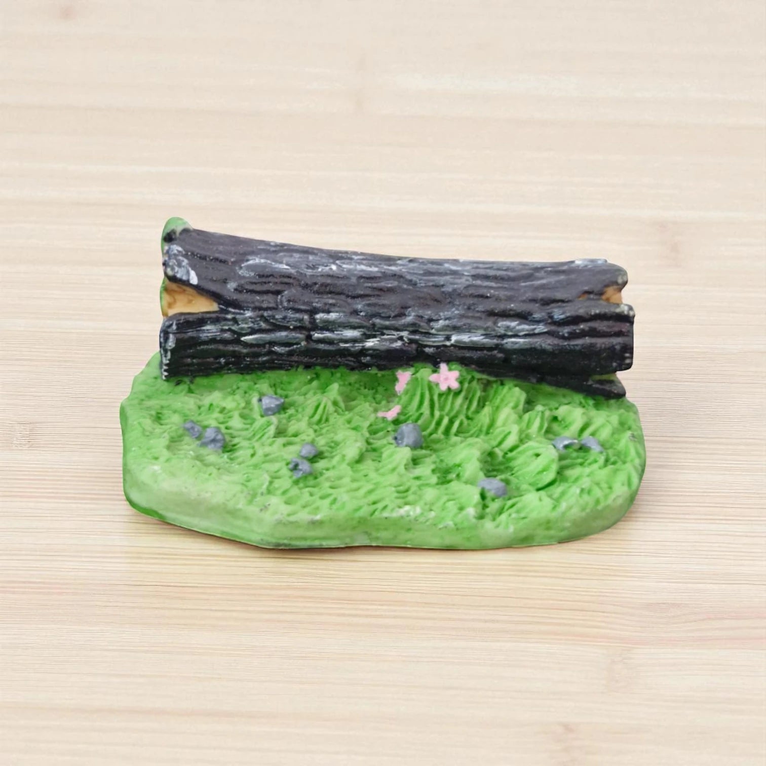 Wood Log Miniature (M-220)
