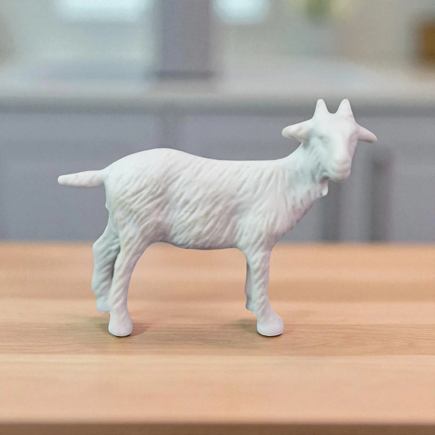Goat Miniature (M-282)