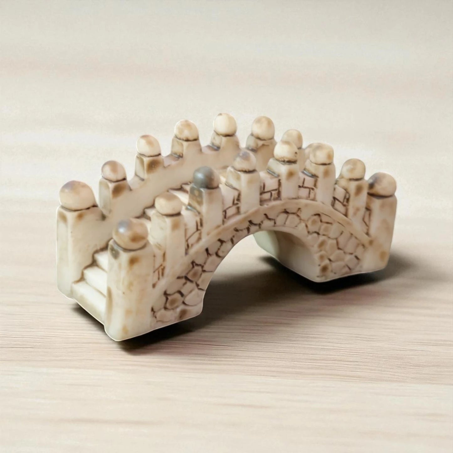Long Bridge Statue Miniature (M-247)