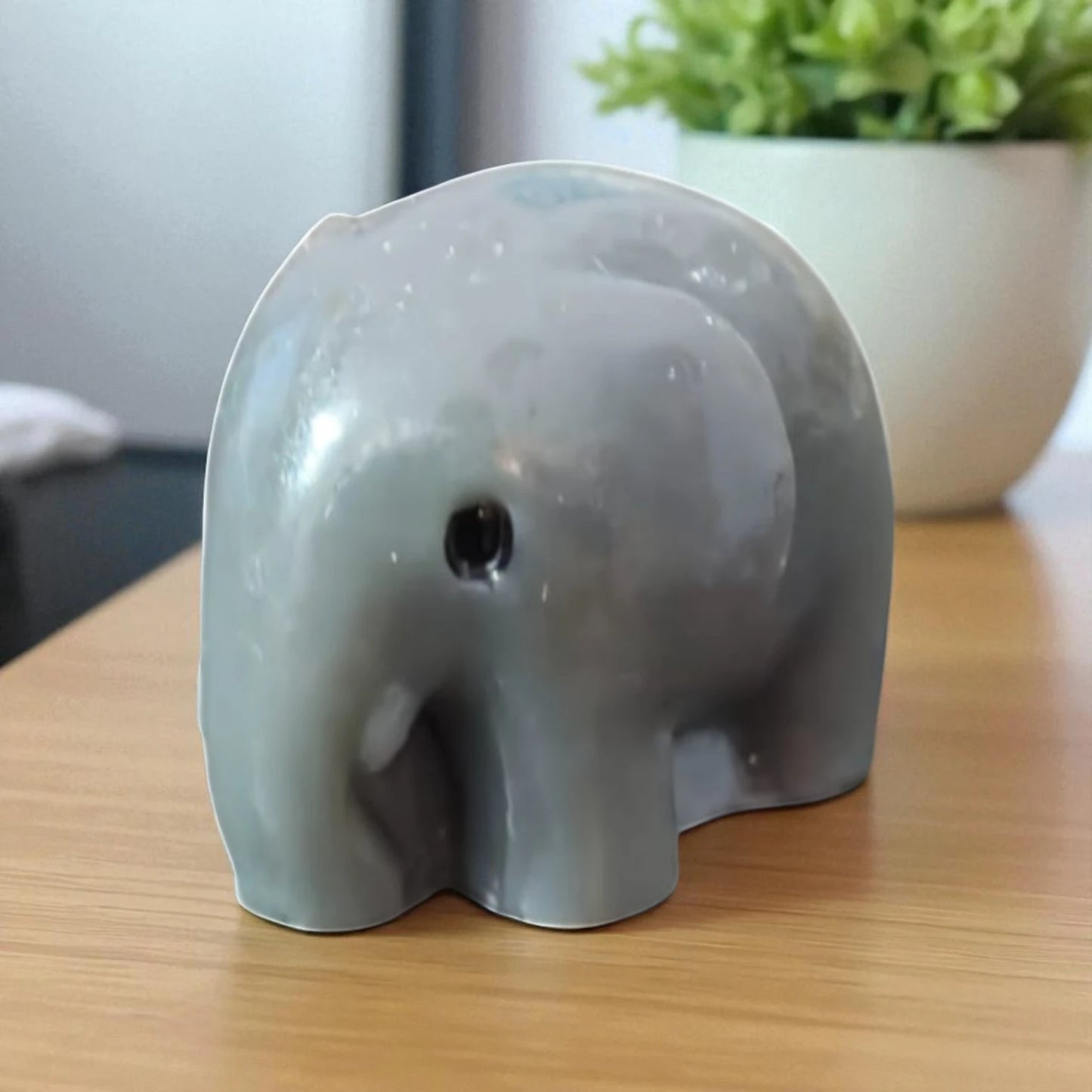Mini Elephant Miniature (M-120)